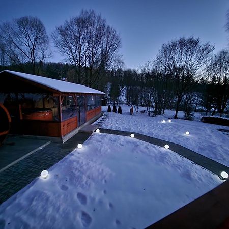 Sugopatak Kulcsoshaz Villa Izvoare  Buitenkant foto