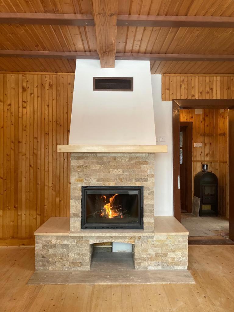 Sugopatak Kulcsoshaz Villa Izvoare  Buitenkant foto